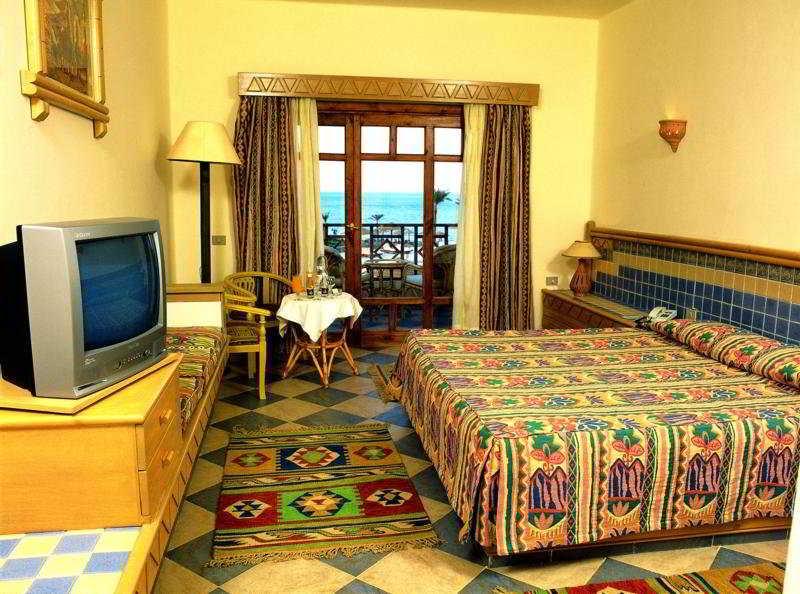 Курортный комплекс Tropitel Oasis